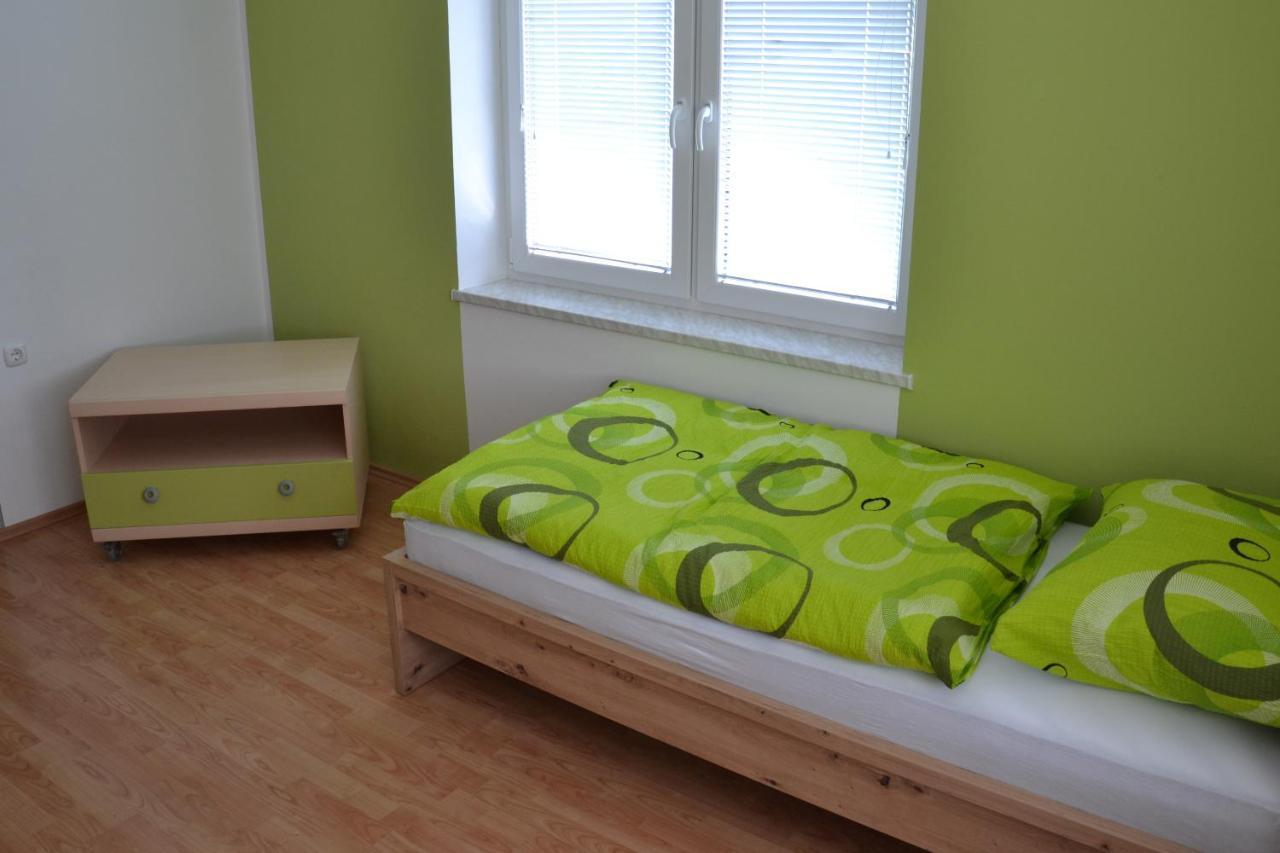 Apartma Ob Potoku Luče Buitenkant foto