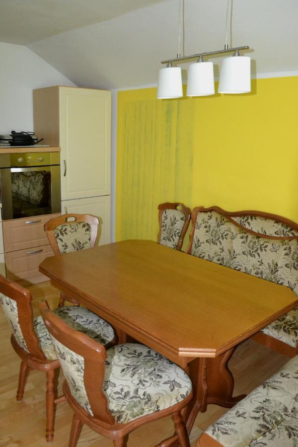 Apartma Ob Potoku Luče Buitenkant foto