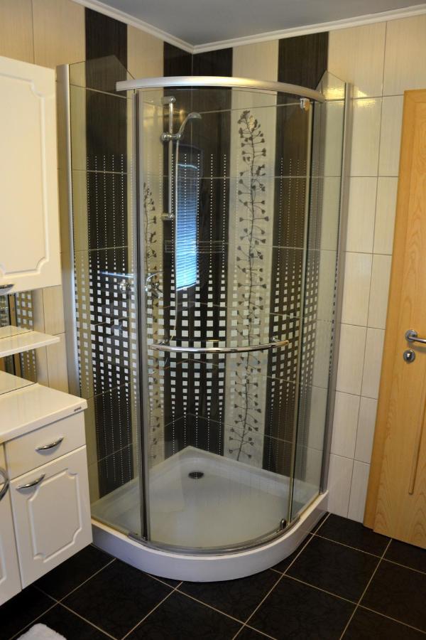 Apartma Ob Potoku Luče Buitenkant foto